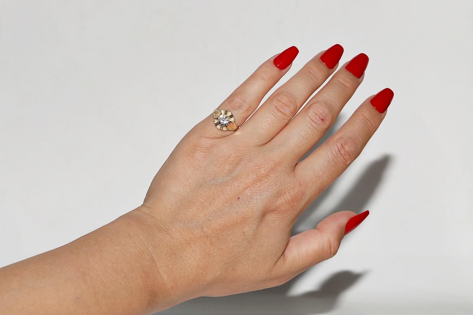 In very good condition.
Total weight is 2.6 grams.
Totally is diamond 0.20 ct.
The diamond is has F color and vvs clarity.
Ring size is US 5 
We can make any size.
Box is not included.
Please contact for any questions.