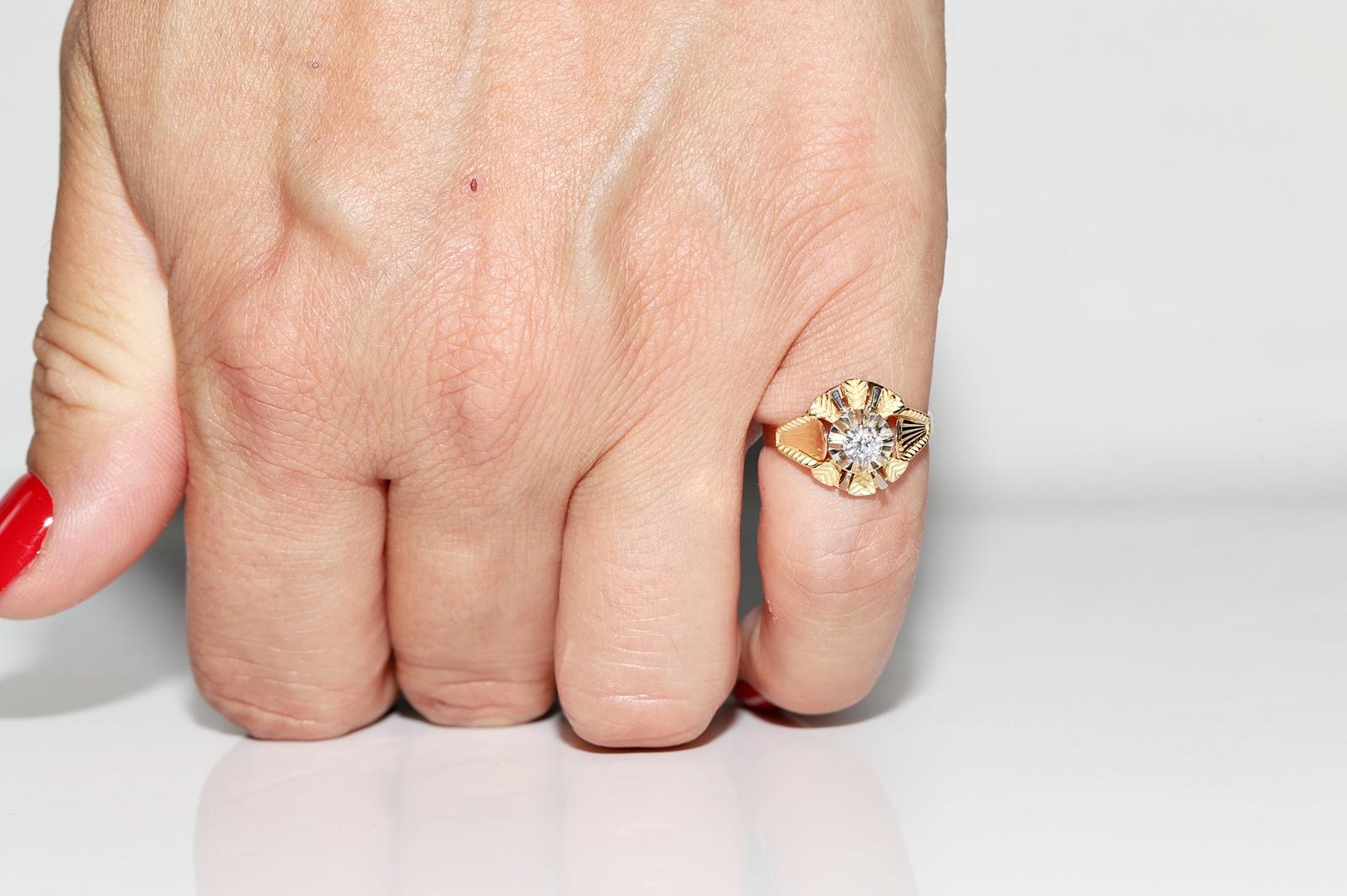 Victorian Antique Circa 1900s 18k Gold Natural Diamond Solitaire Engagement Ring For Sale
