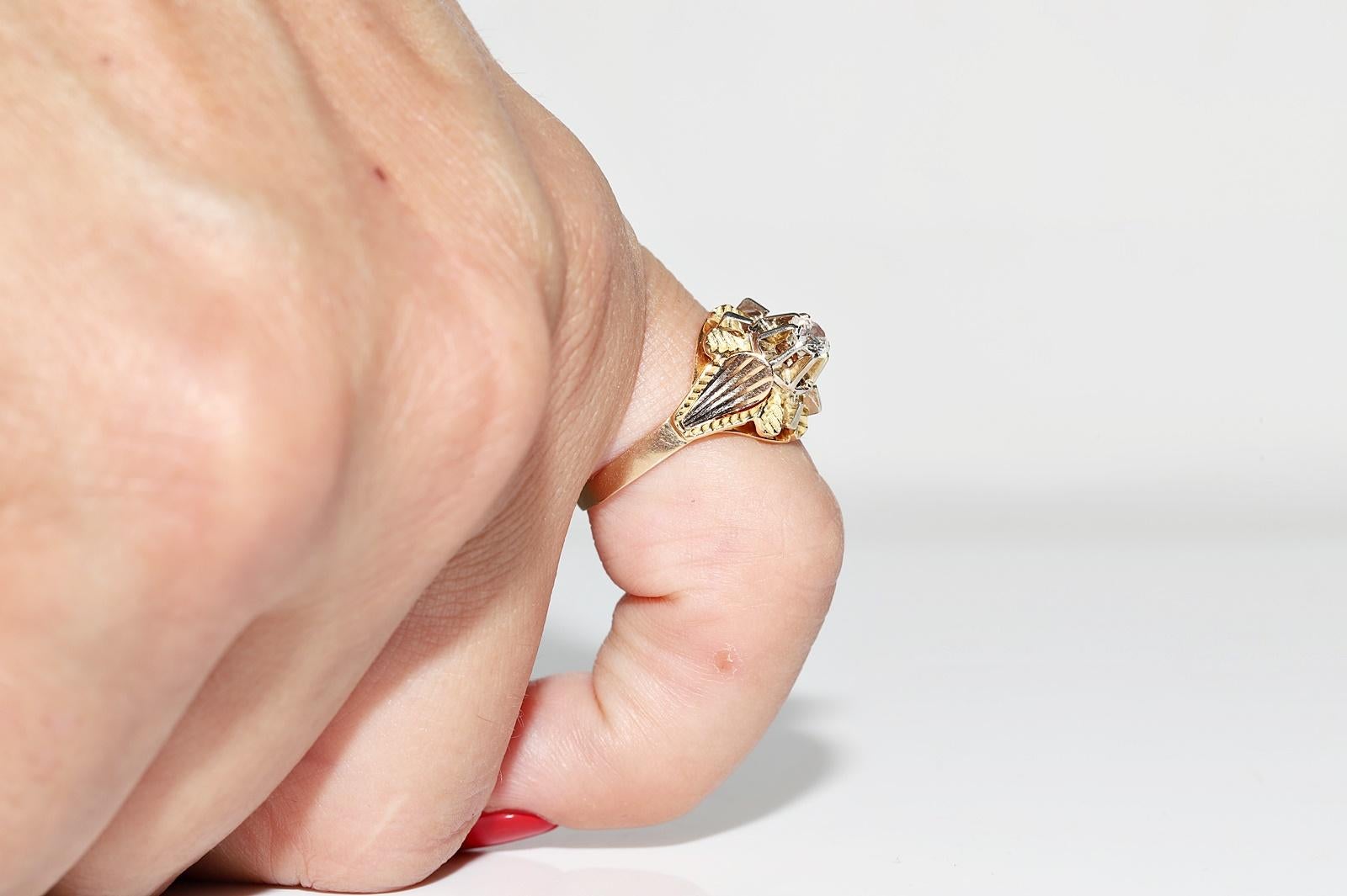 Brilliant Cut Antique Circa 1900s 18k Gold Natural Diamond Solitaire Engagement Ring For Sale