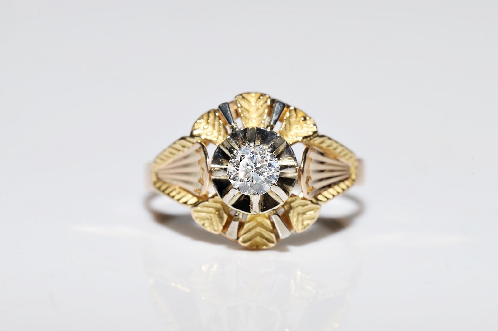 Antique Circa 1900s 18k Gold Natural Diamond Solitaire Engagement Ring For Sale 1