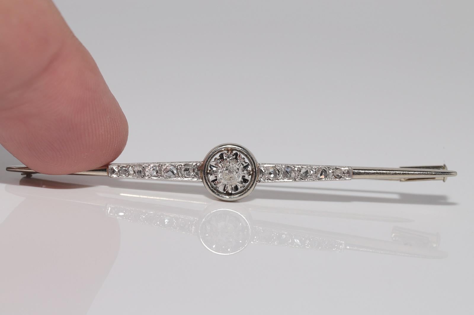 Antiguo broche de oro de 18 quilates de alrededor de 1900 con diamantes naturales talla vieja y talla rosa Corte rosa en venta