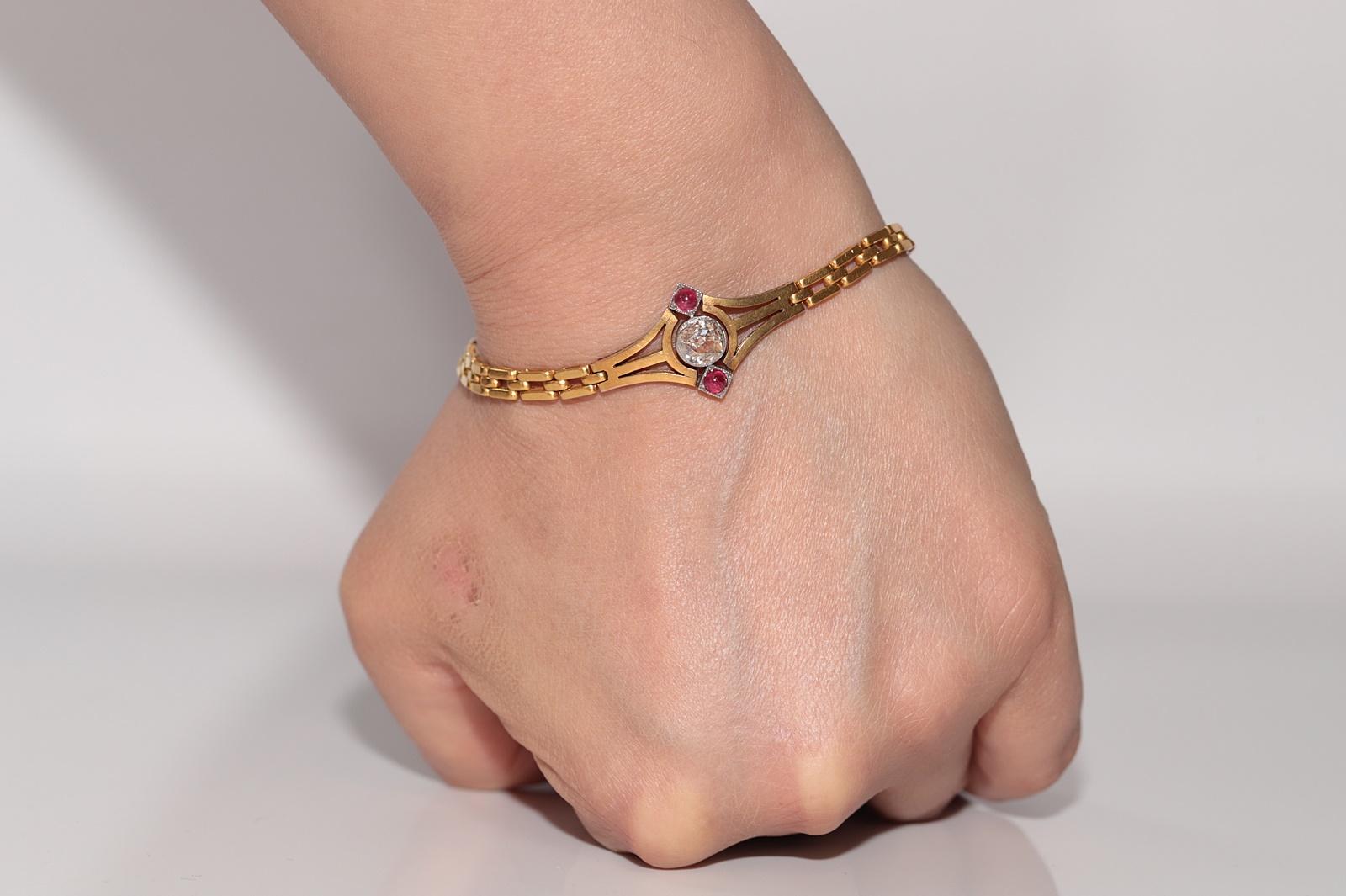 Bracelet ancien en or 18 carats, diamant naturel taille ancienne et rubis cabochon, datant des années 1900 en vente 14