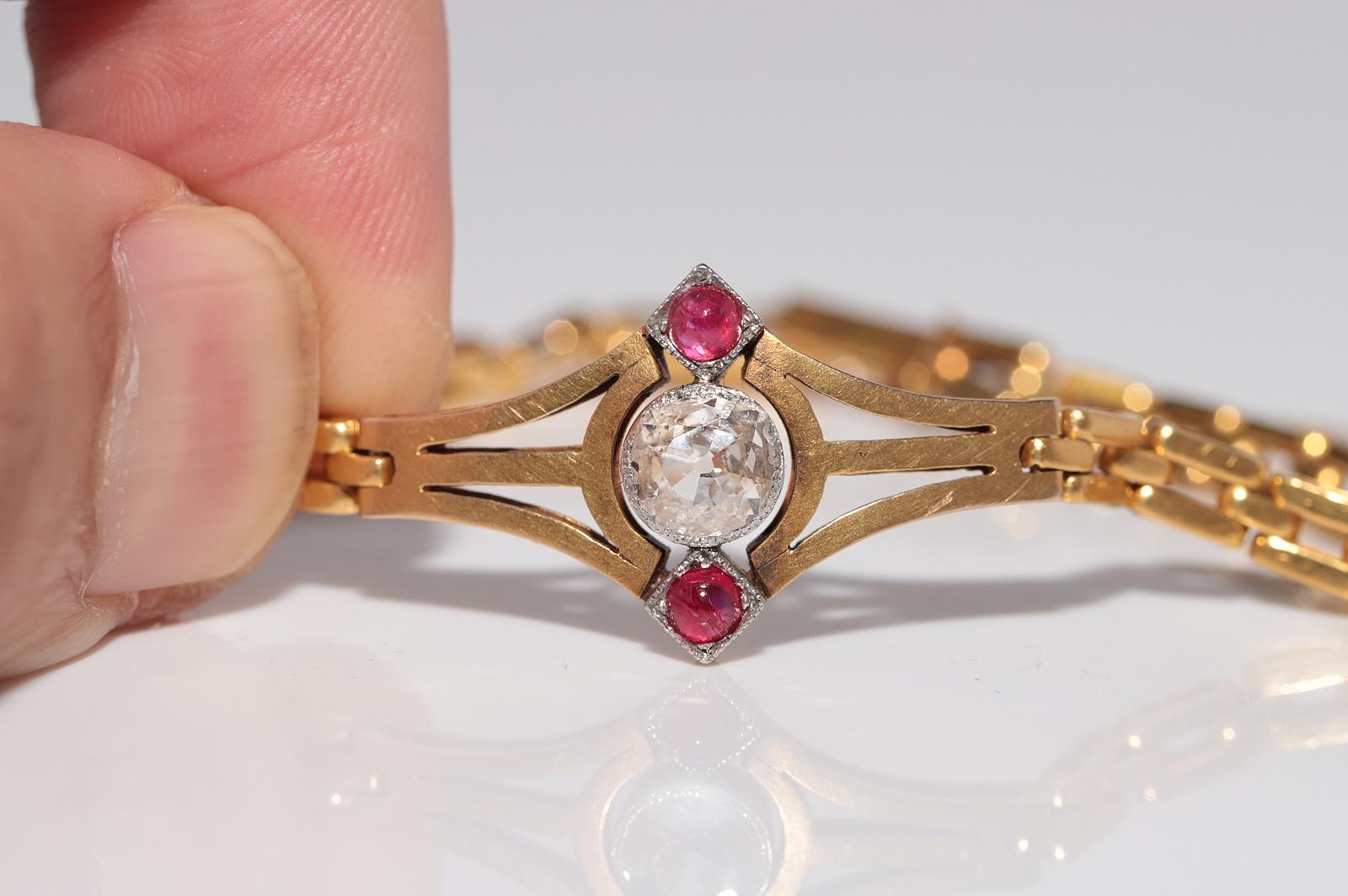 Taille vieille mine Bracelet ancien en or 18 carats, diamant naturel taille ancienne et rubis cabochon, datant des années 1900 en vente