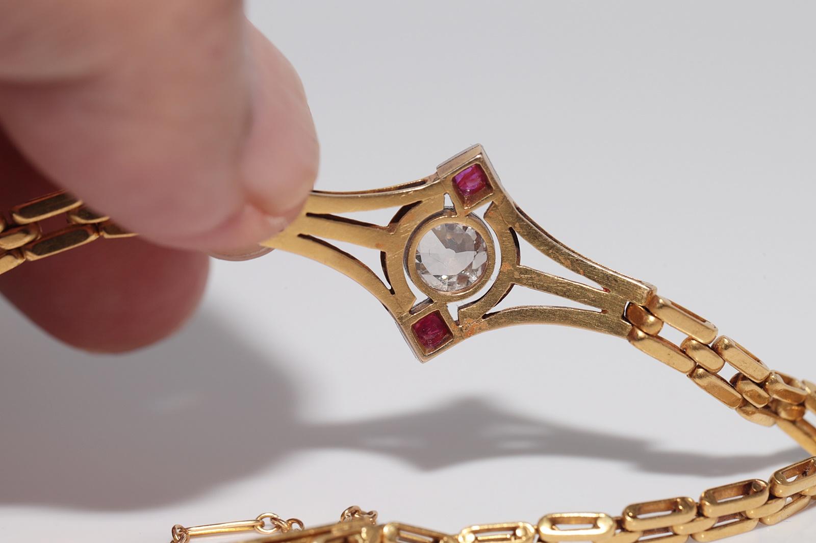 Bracelet ancien en or 18 carats, diamant naturel taille ancienne et rubis cabochon, datant des années 1900 en vente 2