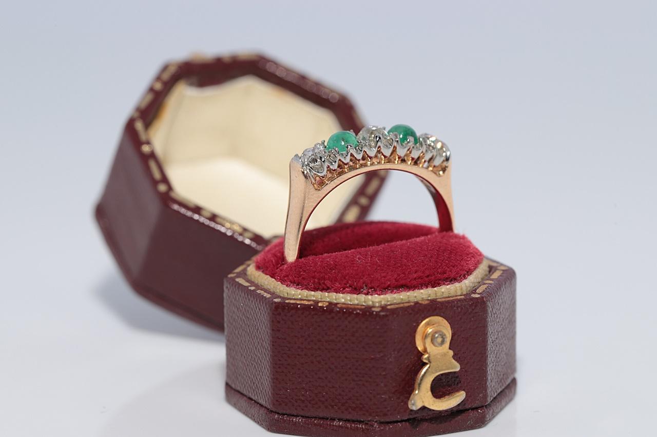 Bague ancienne en or 18k Circa 1900, diamant naturel taille ancienne et émeraude Bon état - En vente à Fatih/İstanbul, 34