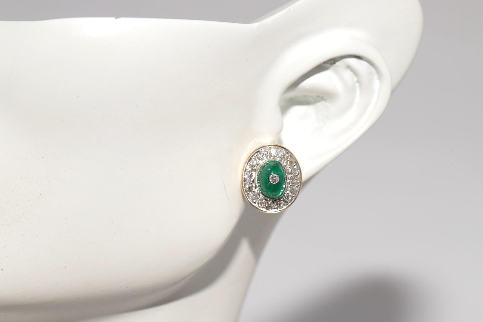 Antike CIRCA 1900s 18k Gold Natürlicher Altschliff Diamant und  Smaragd-Ohrstecker im Angebot 12