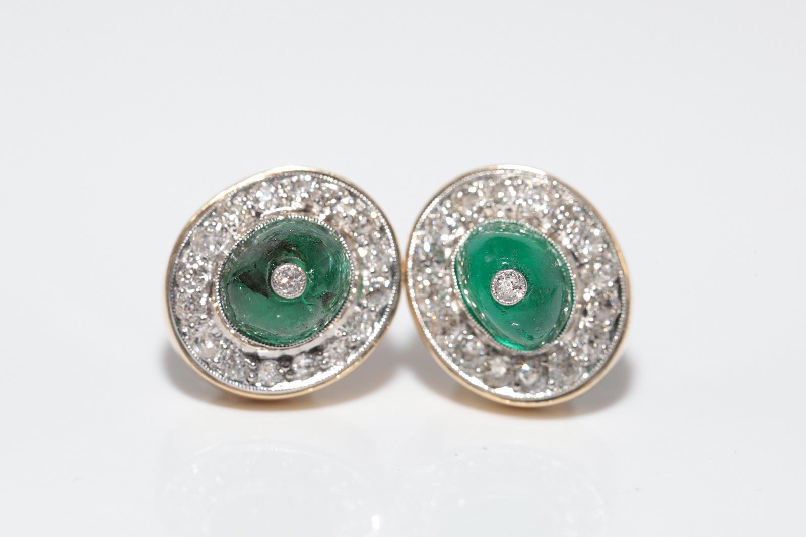 Antike CIRCA 1900s 18k Gold Natürlicher Altschliff Diamant und  Smaragd-Ohrstecker im Angebot 13