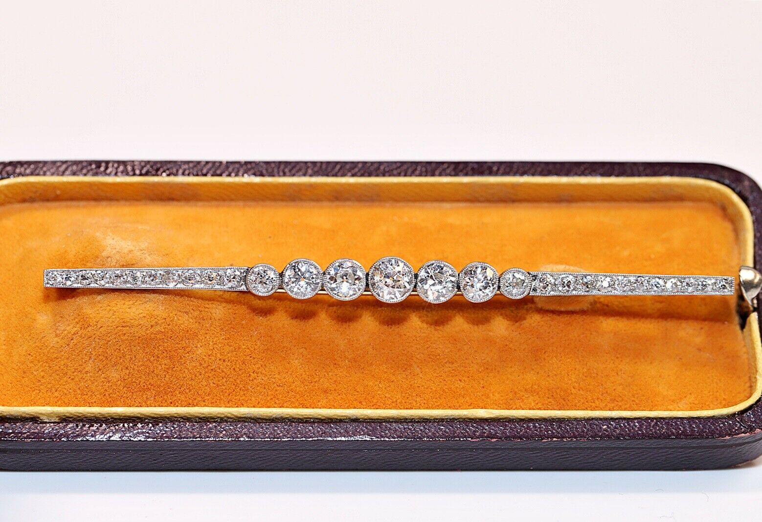 Antique Circa 1900s 18k Gold Natural Old Cut Diamond Decorated Brooch For Sale 6