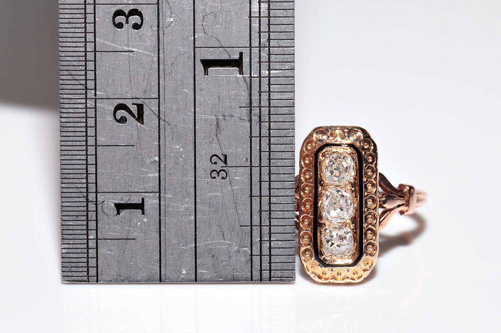 Antique Circa 1900s 18k Gold Natural Old Cut Diamond Decorated Enamel Ring For Sale 5