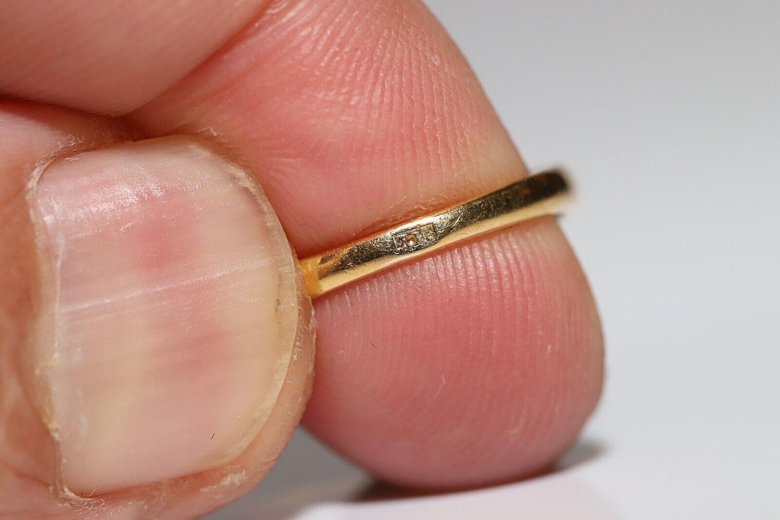 Bague ancienne des années 1900 en or 18 carats décorée de diamants naturels de taille ancienne en vente 4