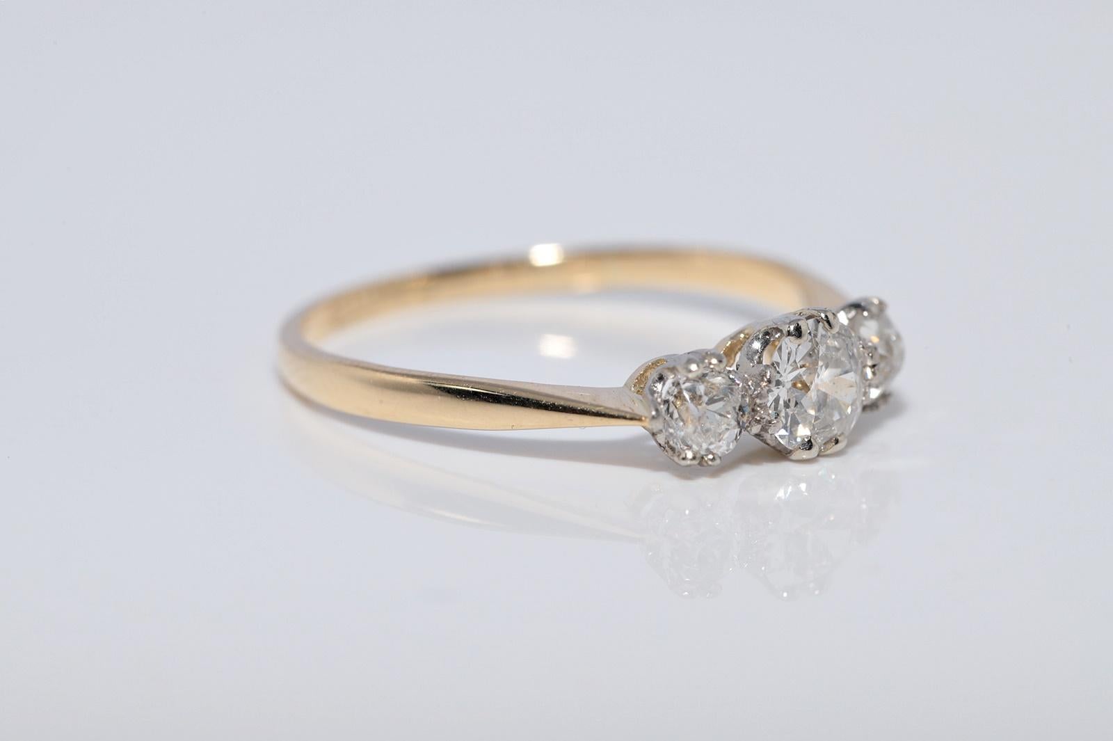 Antiker Ring mit drei Steinen aus 18 Karat Gold mit natürlichem Diamanten im Altschliff, um 1900 im Zustand „Gut“ im Angebot in Fatih/İstanbul, 34