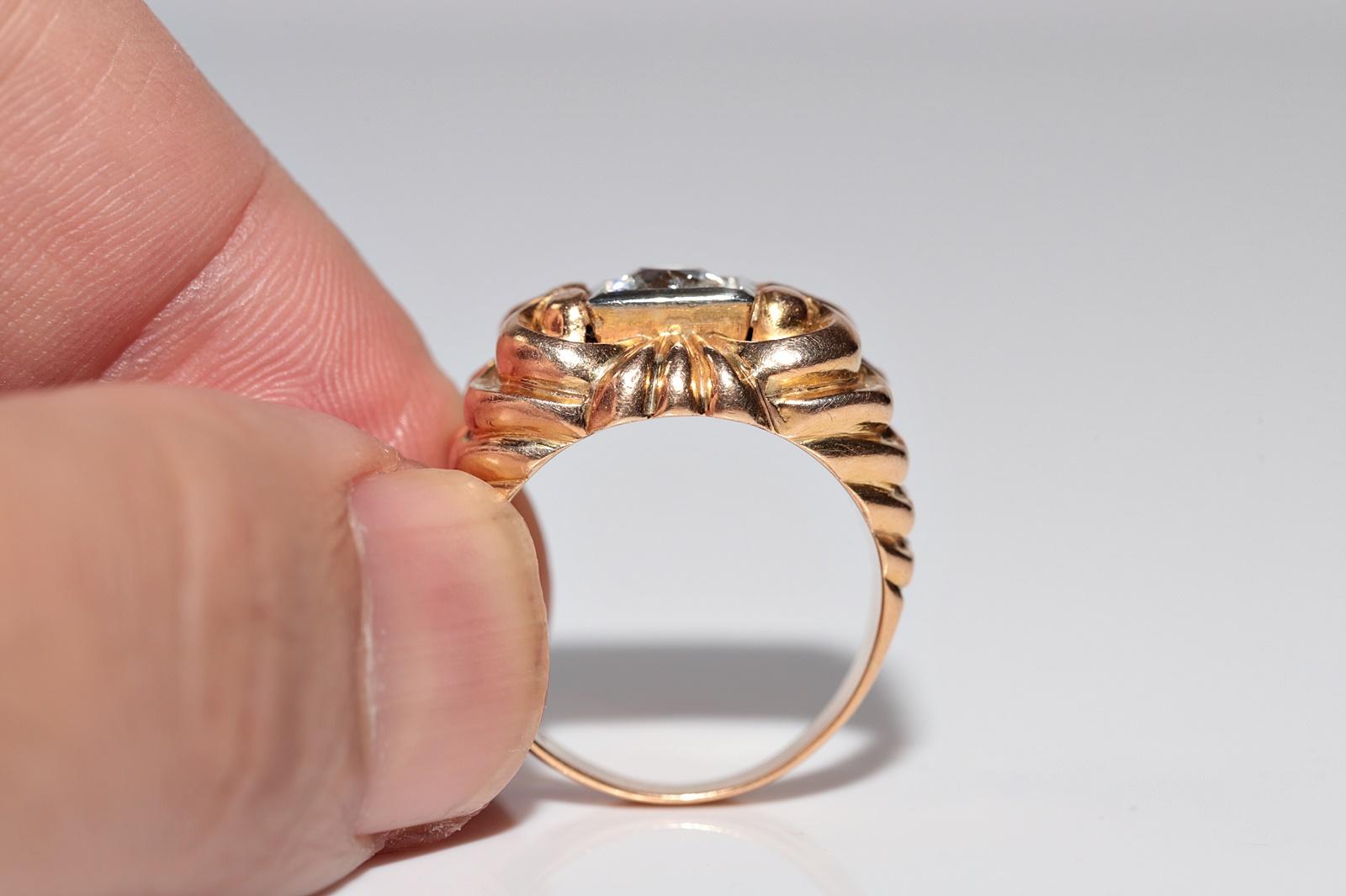 Bague solitaire ancienne des années 1900 en or 18 carats avec diamants naturels taille ancienne en vente 7