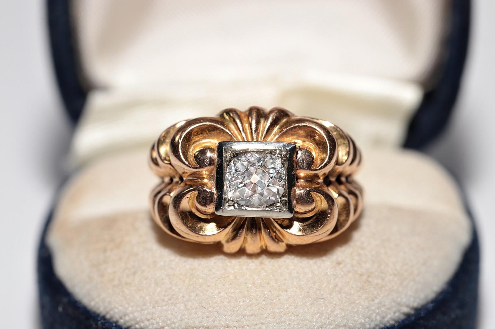 Donna Antico anello solitario in oro 18k con diamante naturale taglio antico CIRCA 1900 in vendita