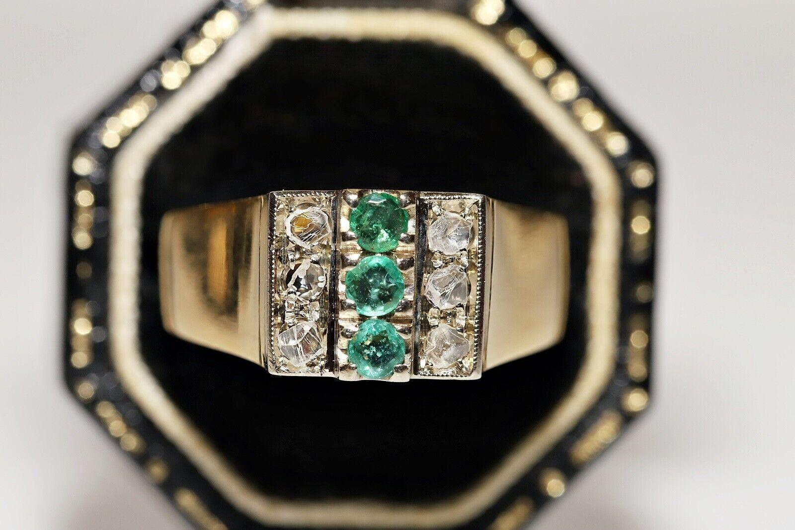 Antique Circa 1900s 18k Gold Natural Rose Cut Diamond And Emerald Decorated Ring For Sale 8