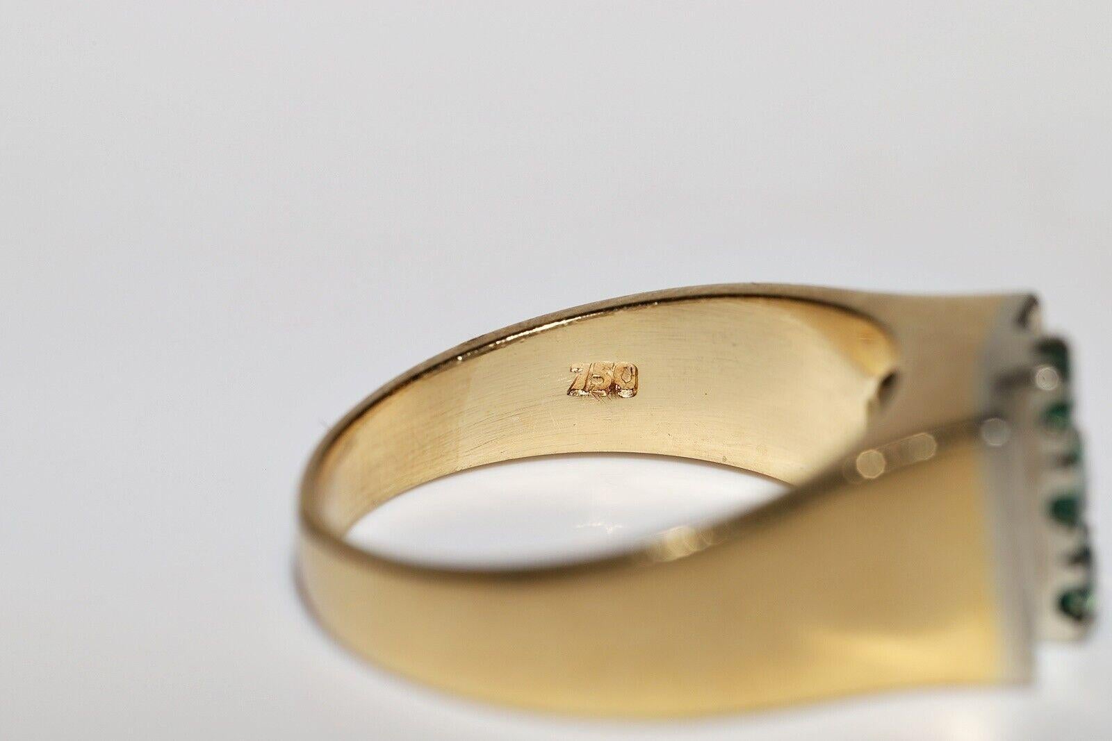 Antiker Ring aus 18 Karat Gold mit natürlichem Diamanten im Rosenschliff und Smaragd im Rosenschliff, um 1900, dekoriert im Angebot 1