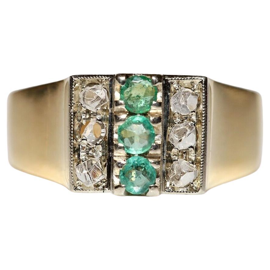 Antique Circa 1900s 18k Gold Natural Rose Cut Diamond And Emerald Decorated Ring For Sale