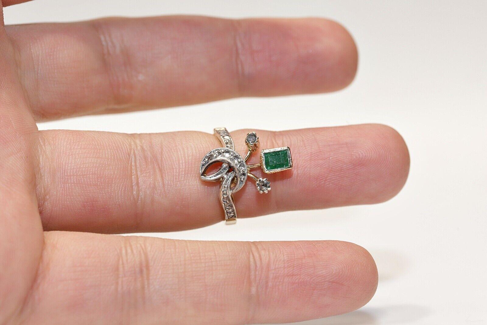 Antique Circa 1900s 18k Gold Natural Rose Cut Diamond And Emerald Ring For Sale 6