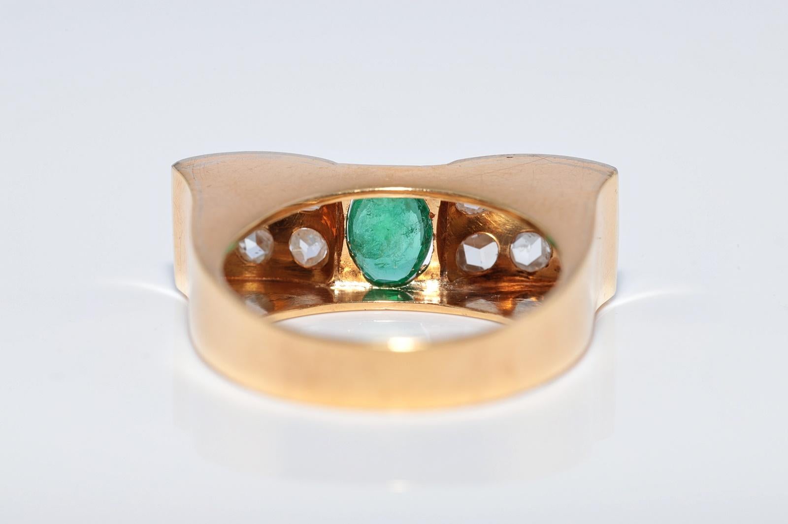 Antike CIRCA 1900s 18k Gold Natürliche Rose Cut Diamant und Smaragd Ring im Angebot 9