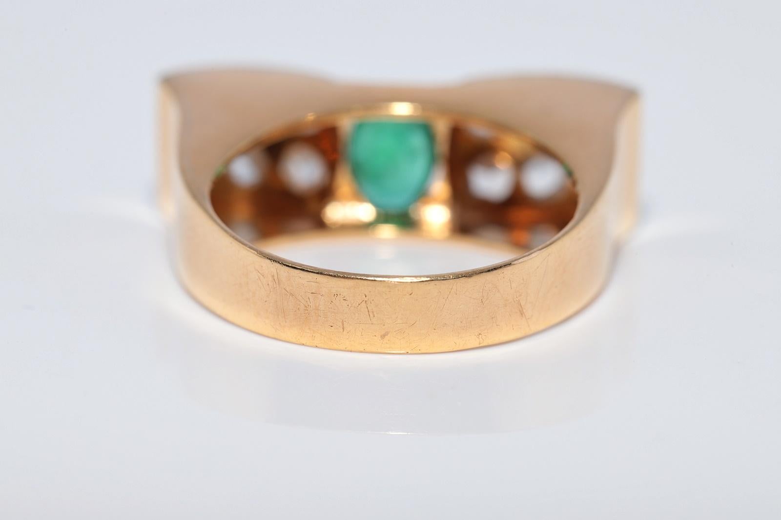 Antike CIRCA 1900s 18k Gold Natürliche Rose Cut Diamant und Smaragd Ring im Angebot 10