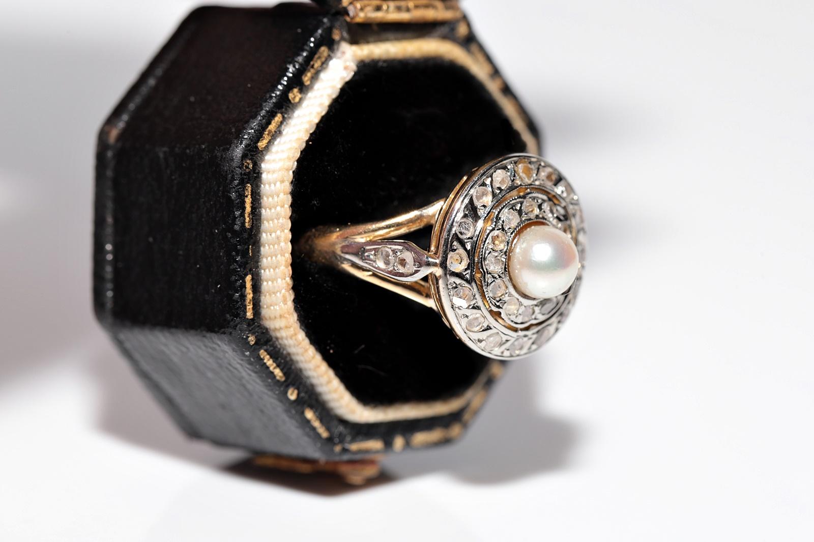 Antique Circa 1900s 18k Gold Natural Rose Cut Diamond And Pearl Decorated Ring For Sale 2