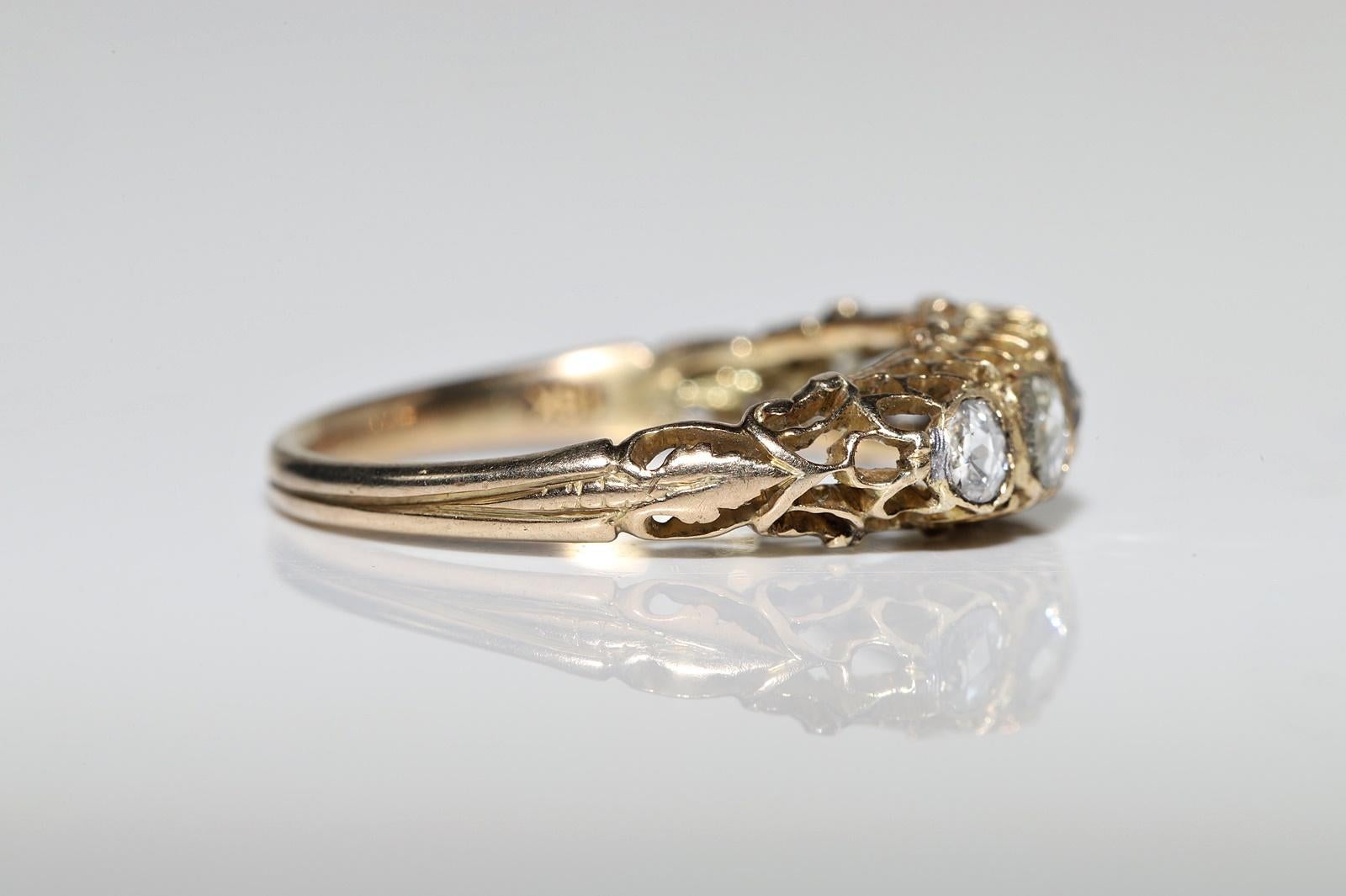 Women's Antique Circa 1900s 18k Gold Natural Rose Cut Diamond Decorated Band Ring For Sale