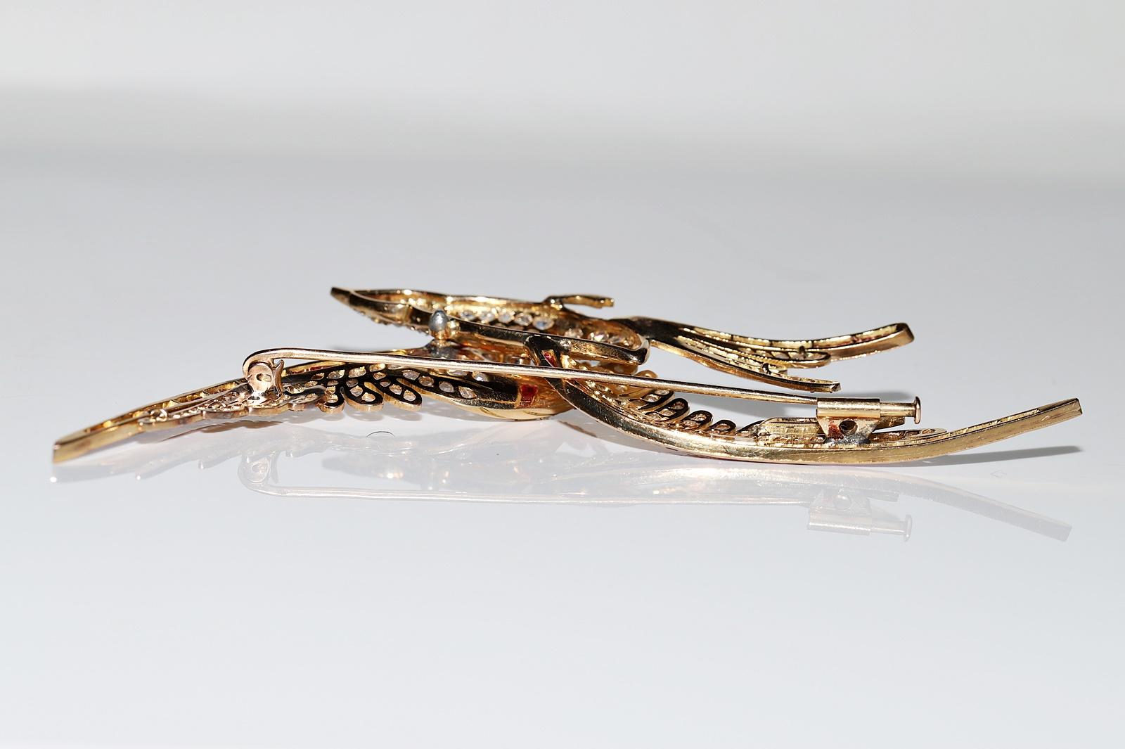 Antique Circa 1900s 18k Gold Natural Rose Cut Diamond Decorated Bird Brooch For Sale 9