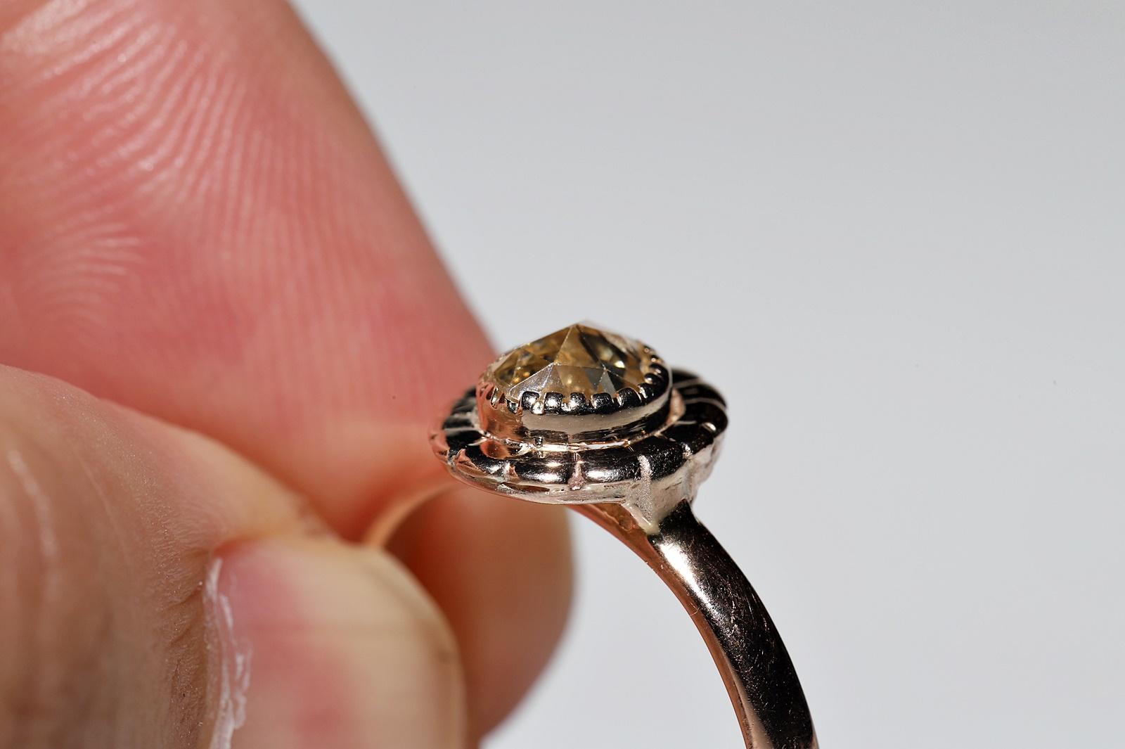 Antique Circa 1900s 18k Gold Natural Rose Cut Diamond Decorated Solitaire Ring For Sale 11