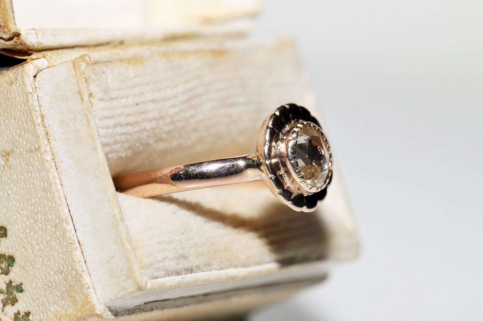 Bague solitaire ancienne des années 1900 en or 18 carats décorée de diamants naturels taille rose en vente 1