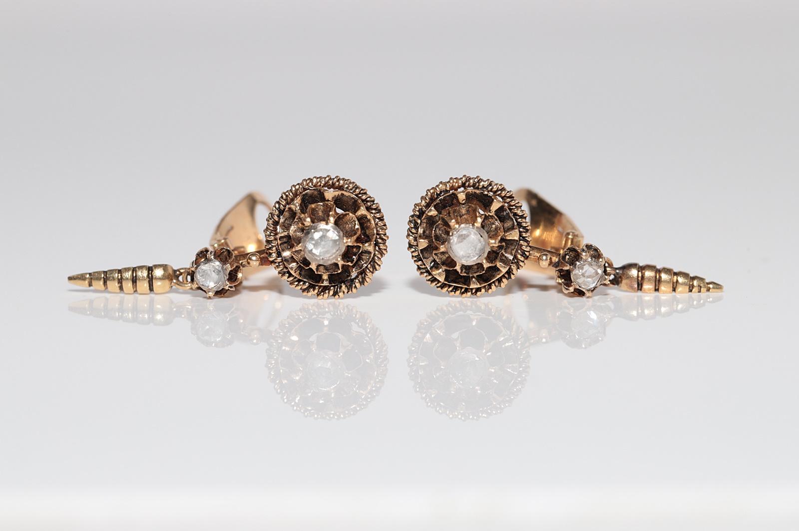 Boucle d'oreille pendante en or 18k avec diamant naturel taillé en rose, circa 1900 en vente 7