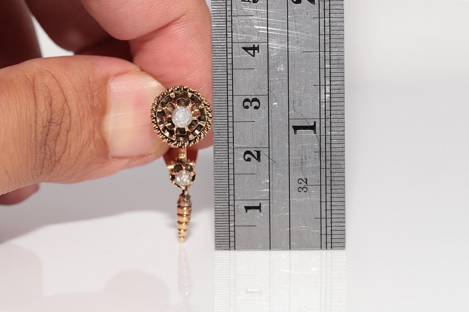 Boucle d'oreille pendante en or 18k avec diamant naturel taillé en rose, circa 1900 en vente 13