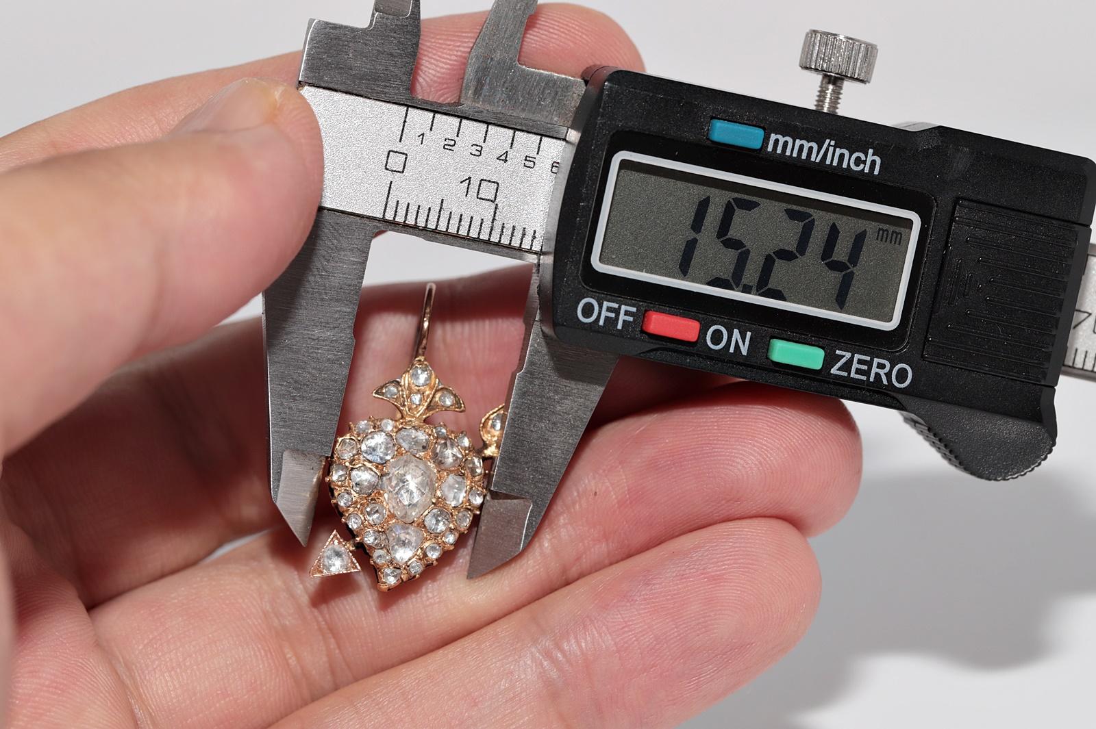 Antiguo Circa 1900s Oro de 18 quilates Diamante natural talla rosa Corazón Flecha Pendiente en venta 7