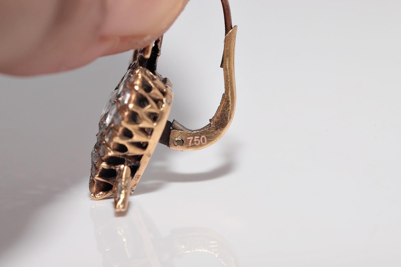 Antico orecchino Arrow con diamante naturale taglio rosa in oro 18 carati del 1900 circa in vendita 1