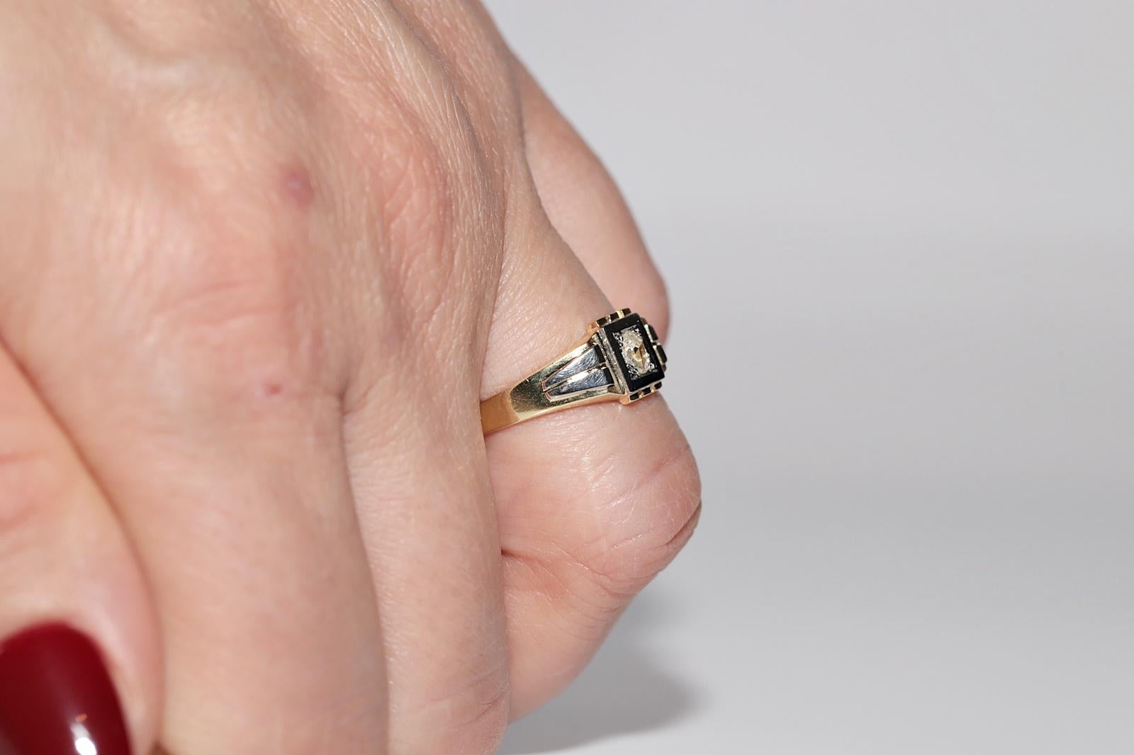 Bague solitaire ancienne des années 1900 en or 18 carats avec diamants naturels taille rose en vente 12
