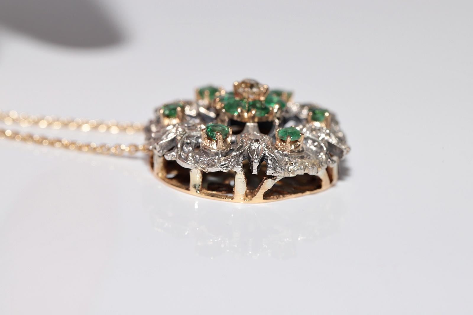 Antique Circa 1900s 18k Gold Top Silver Natural Diamond And Emerald Necklace For Sale 1