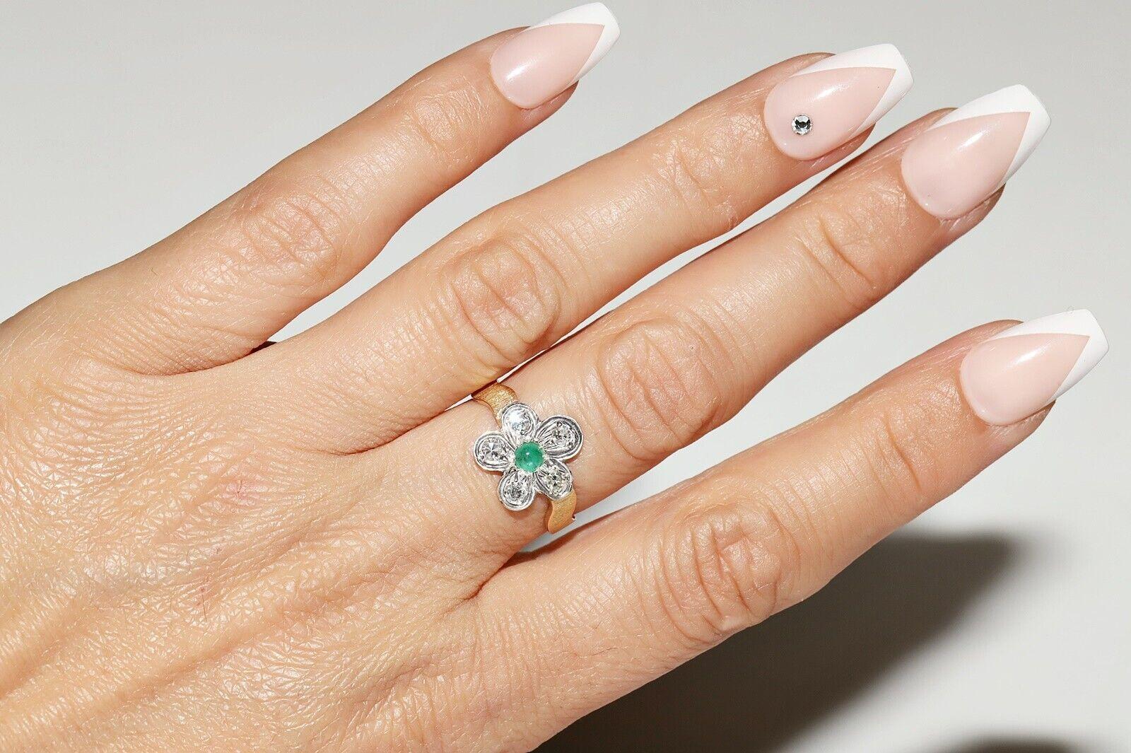 Anello antico del 1900 in oro 18k e argento con diamante naturale e smeraldo in vendita 4