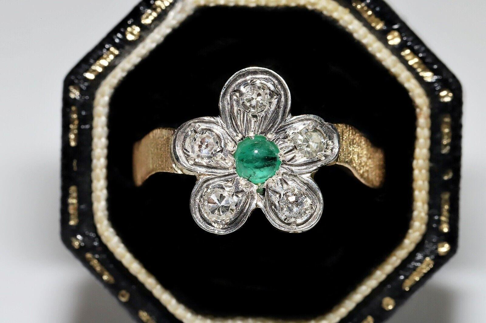 Antique Circa 1900s 18k Gold Top Silver Natural Diamond And Emerald Ring For Sale 5