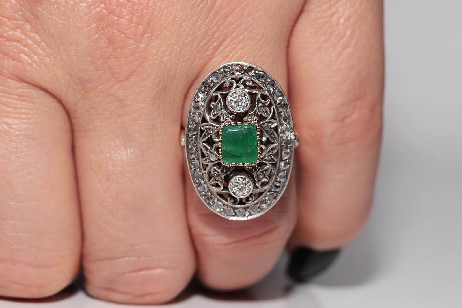 Bague ancienne datant des années 1900, or 18 carats, argent, diamant naturel et émeraude en vente 10
