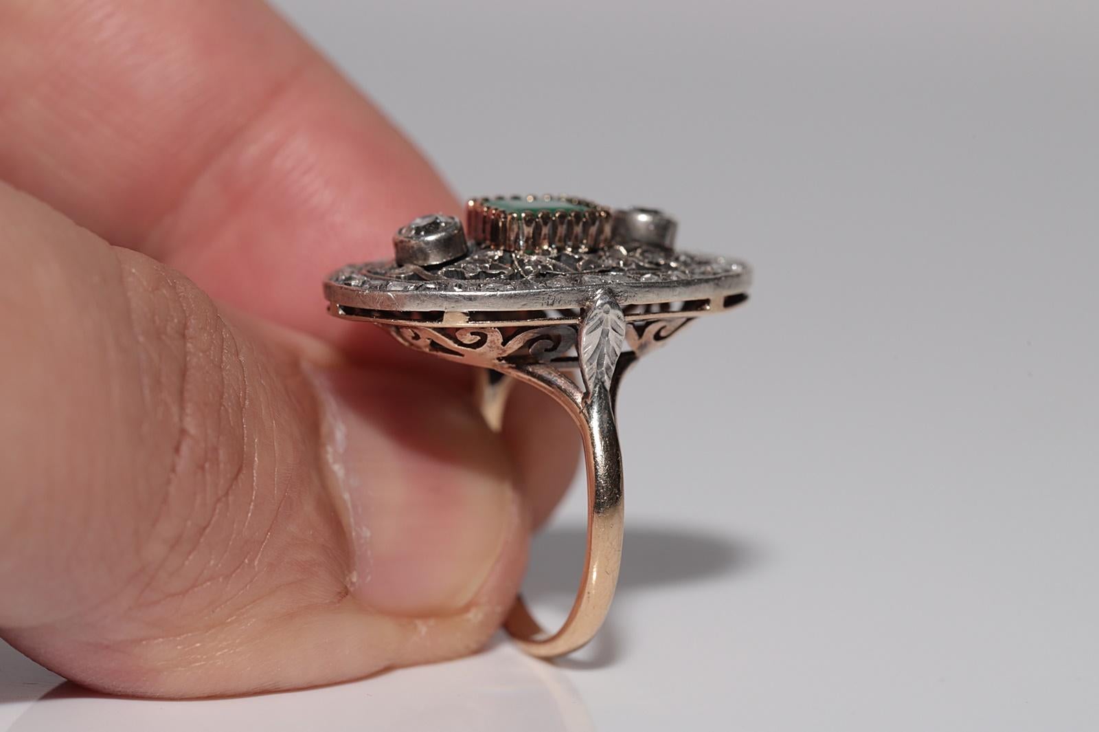 Anello antico del 1900 in oro 18k e argento con diamante naturale e smeraldo In condizioni buone in vendita a Fatih/İstanbul, 34