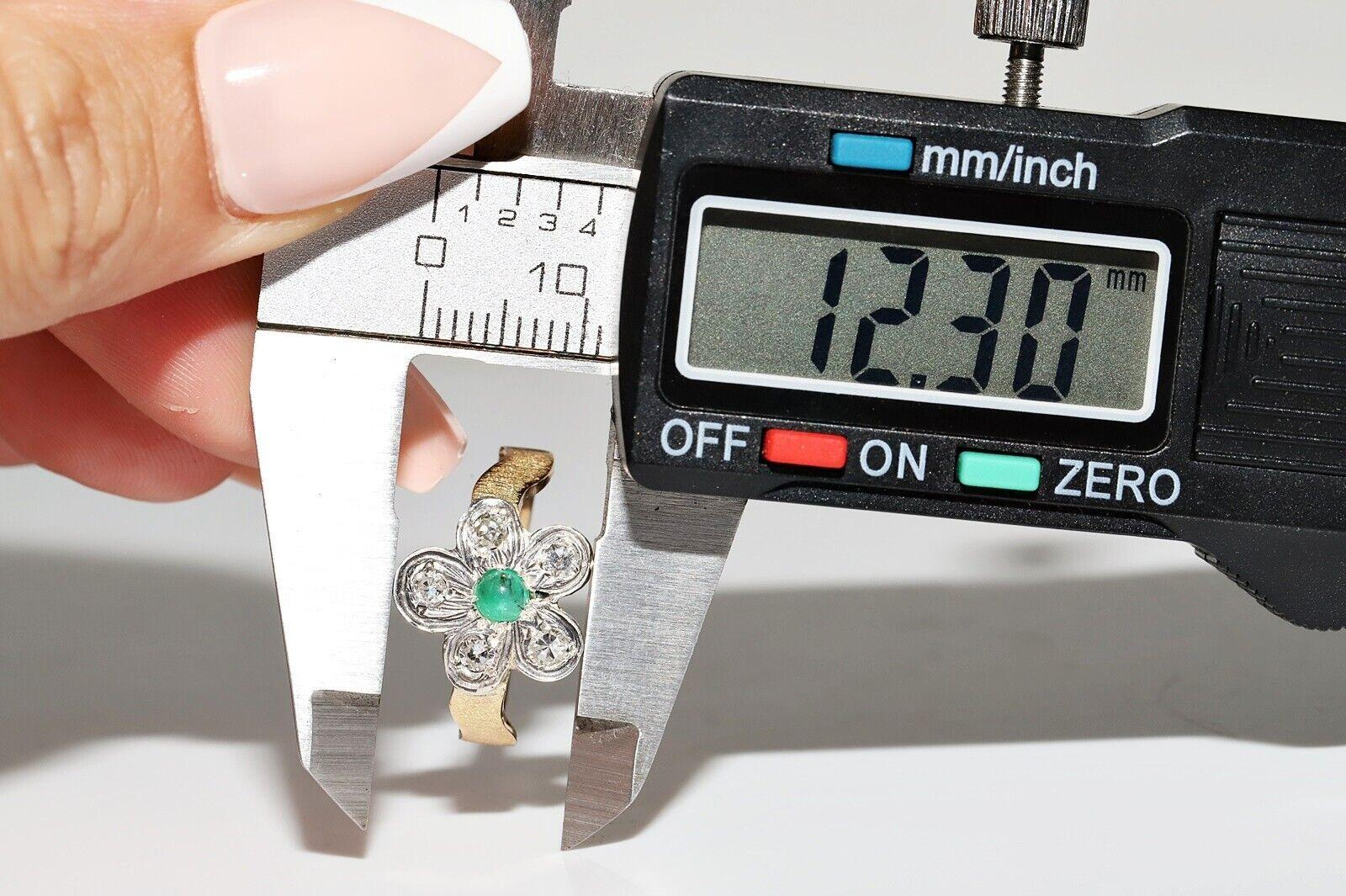 Antiker Ring aus 18 Karat Gold mit natürlichem Diamant und Smaragd auf Silberplatte, um 1900 im Angebot 2