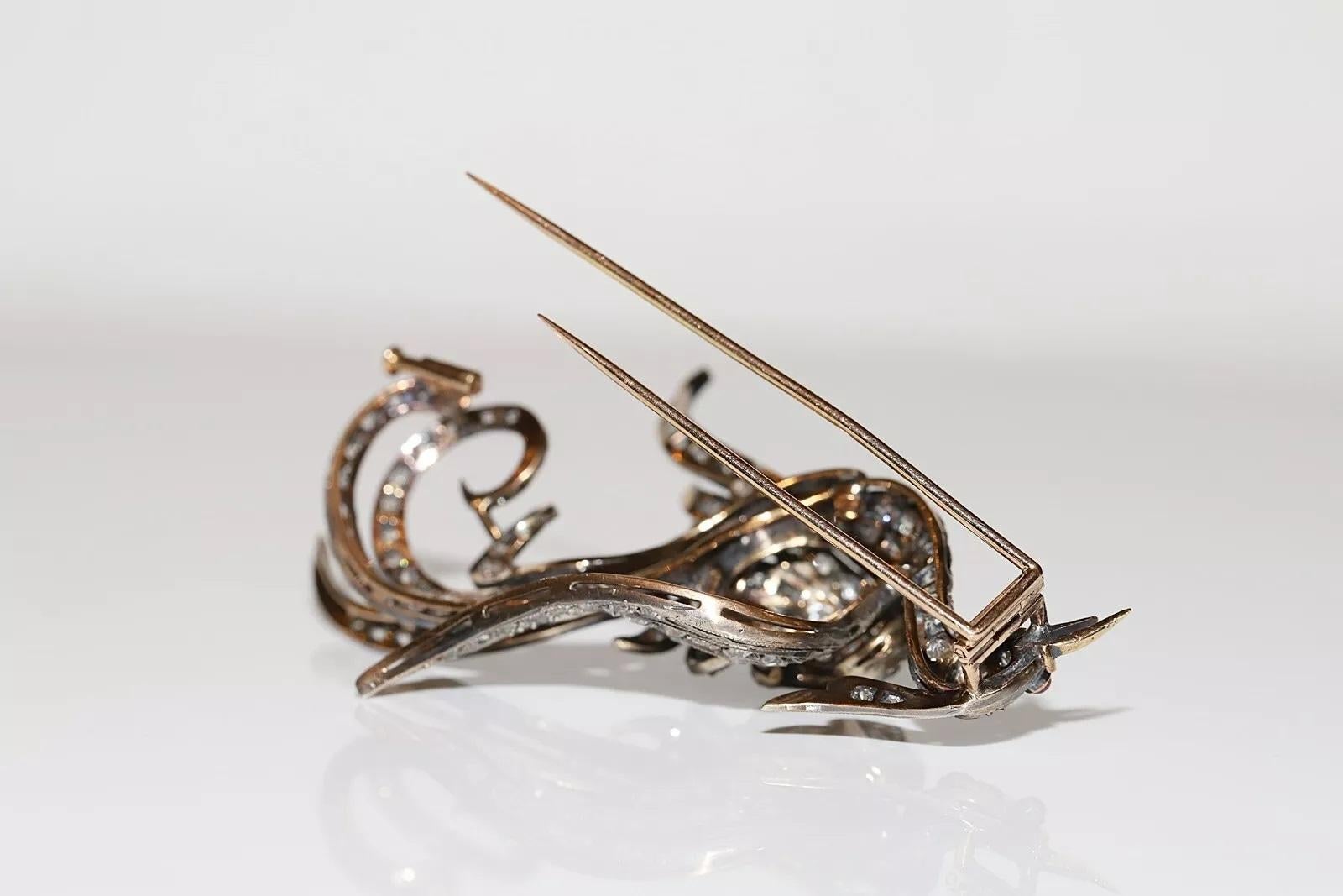 Antique Circa 1900s 18k Gold Top Silver Natural Diamond And Ruby Bird Brooch For Sale 5