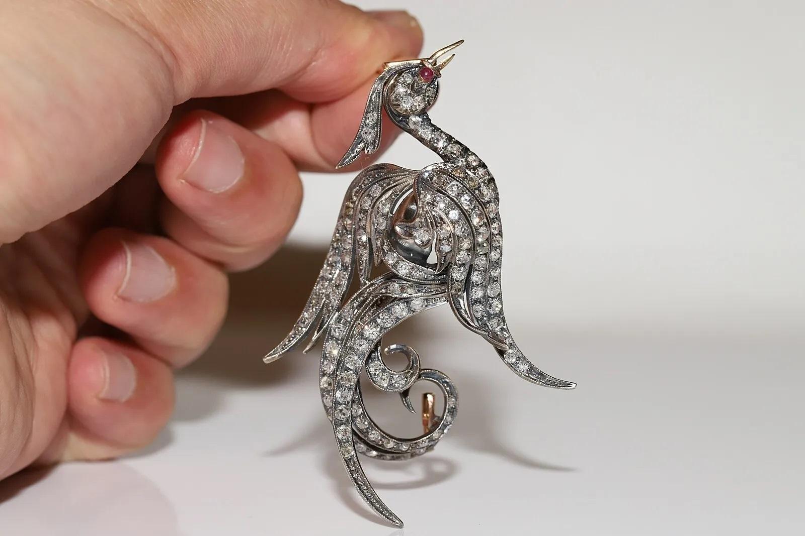 Broche oiseau ancienne datant des années 1900, or 18 carats, argent, diamants naturels et rubis en vente 6