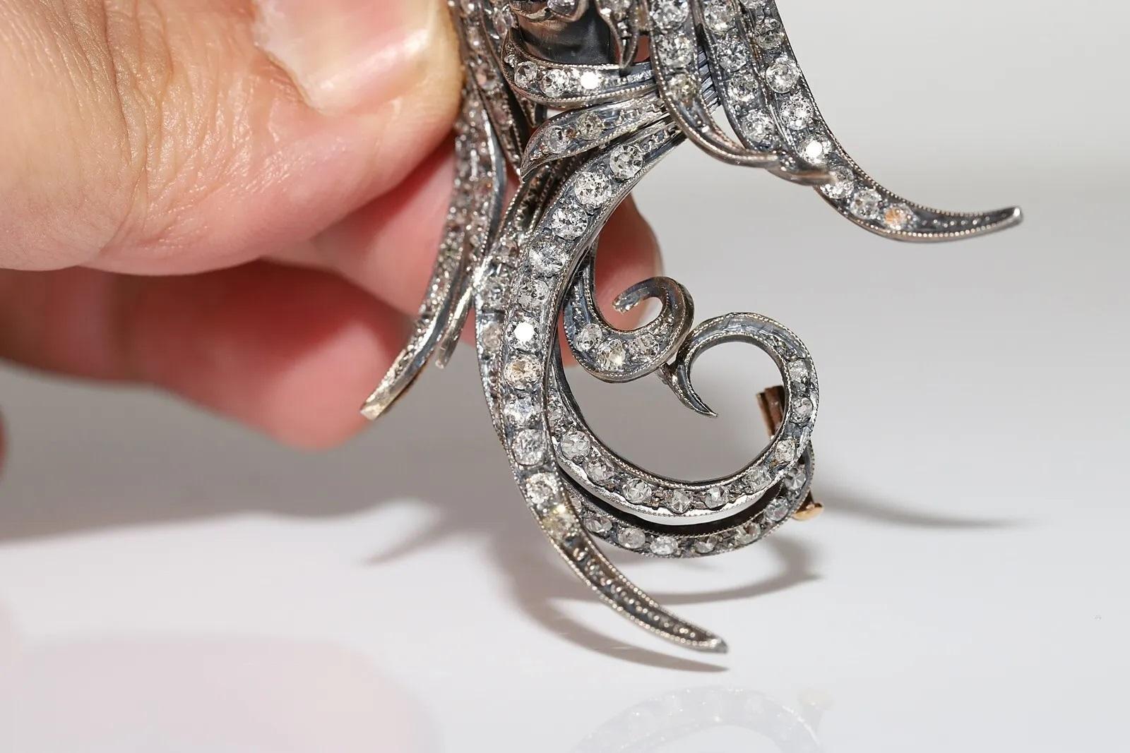 Broche oiseau ancienne datant des années 1900, or 18 carats, argent, diamants naturels et rubis en vente 7