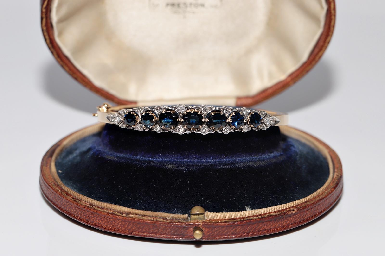In very good condition.
Total weight is 23.2 grams.
Totally is diamond 0.60 ct.
The diamond is has H-I-J color and s1-s2-s3 clarity.
Totally is sapphire about 7.50 ct.
Box is not included.
Please contact for any questions.