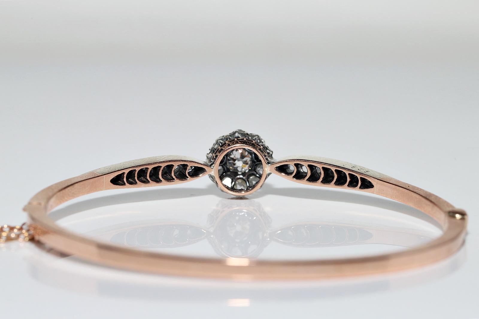 Antique Circa 1900s 18k Gold Top Silver Natural Diamond Bangle Bracelet en vente 4