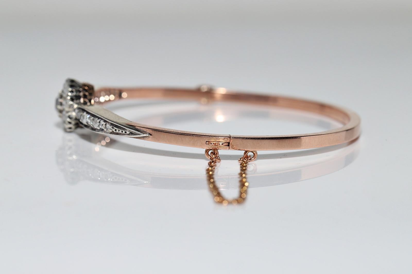 Antique Circa 1900s 18k Gold Top Silver Natural Diamond Bangle Bracelet en vente 3