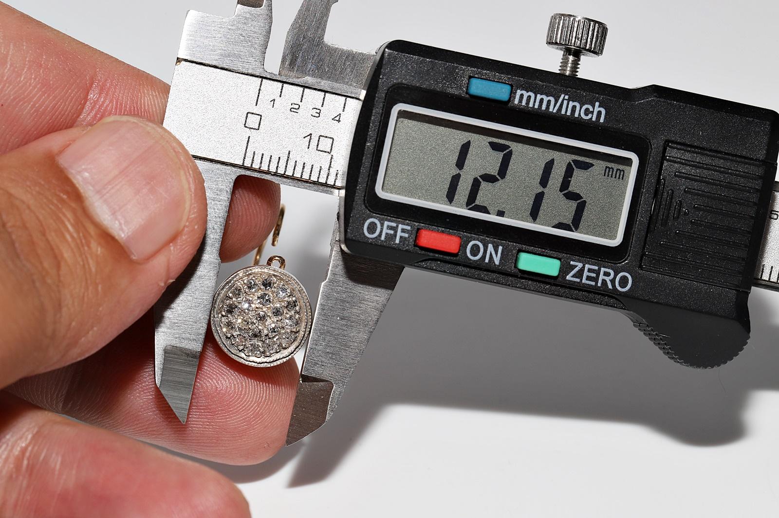 Antiguo Circa 1900s Oro 18k Plata Superior Diamante Natural Decorado Pendiente en venta 7