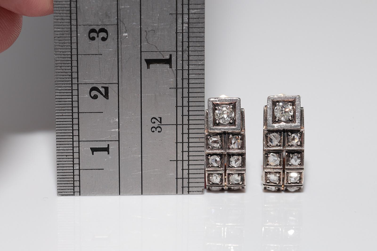 Antiker Ohrring, um 1900, 18 Karat Gold, Platin, Silber, natürlicher Diamant, dekoriert (Rosenschliff) im Angebot