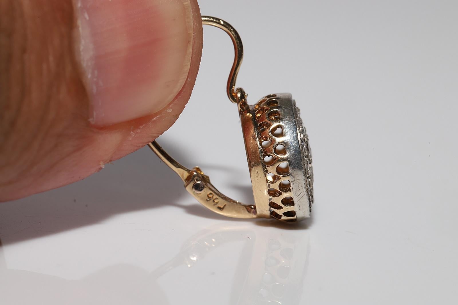 Antiguo Circa 1900s Oro 18k Plata Superior Diamante Natural Decorado Pendiente en venta 1