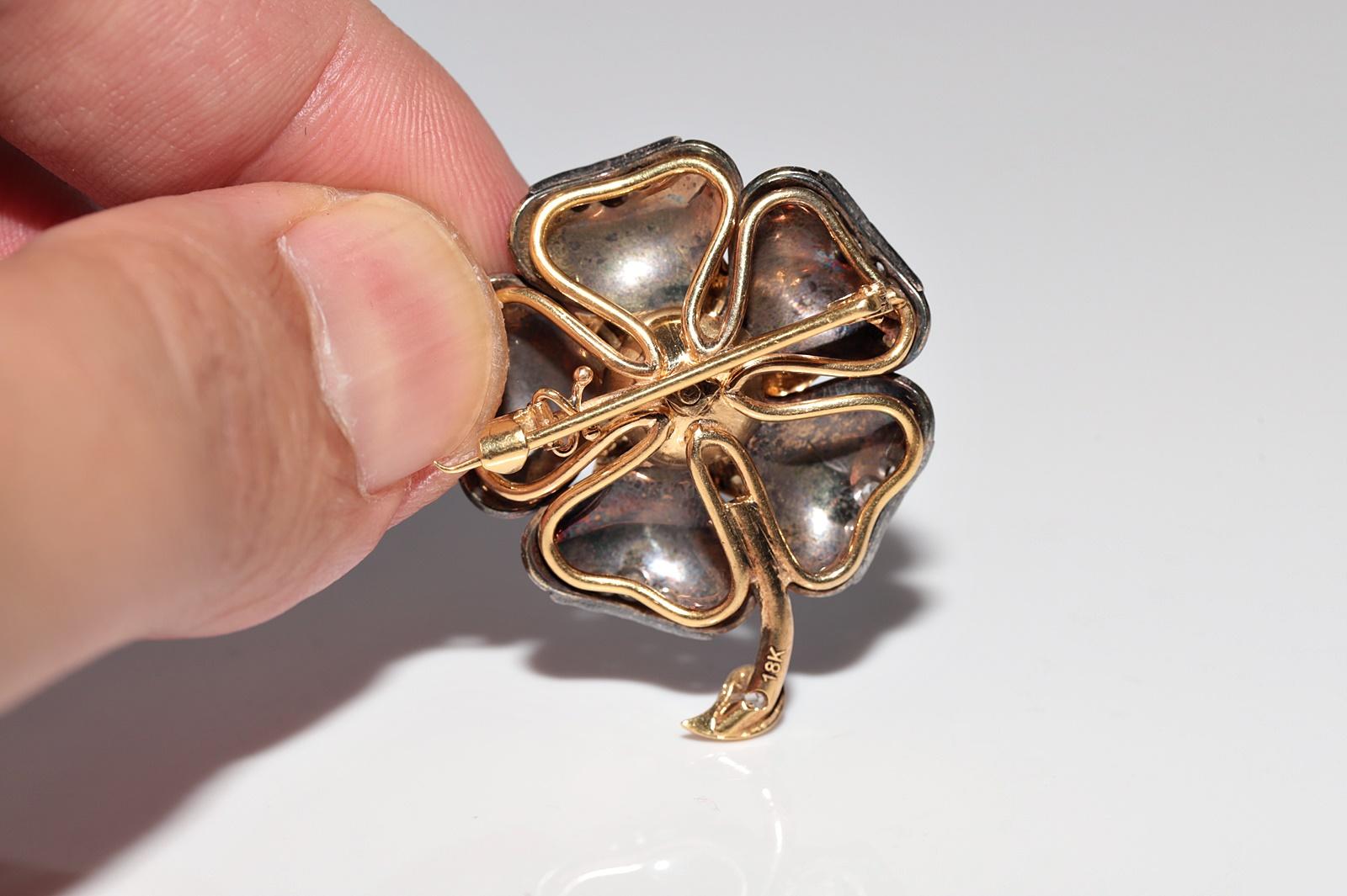 Antique Circa 1900s 18k Gold Top Silver Natural Diamond Enamel Clover Brooch For Sale 10