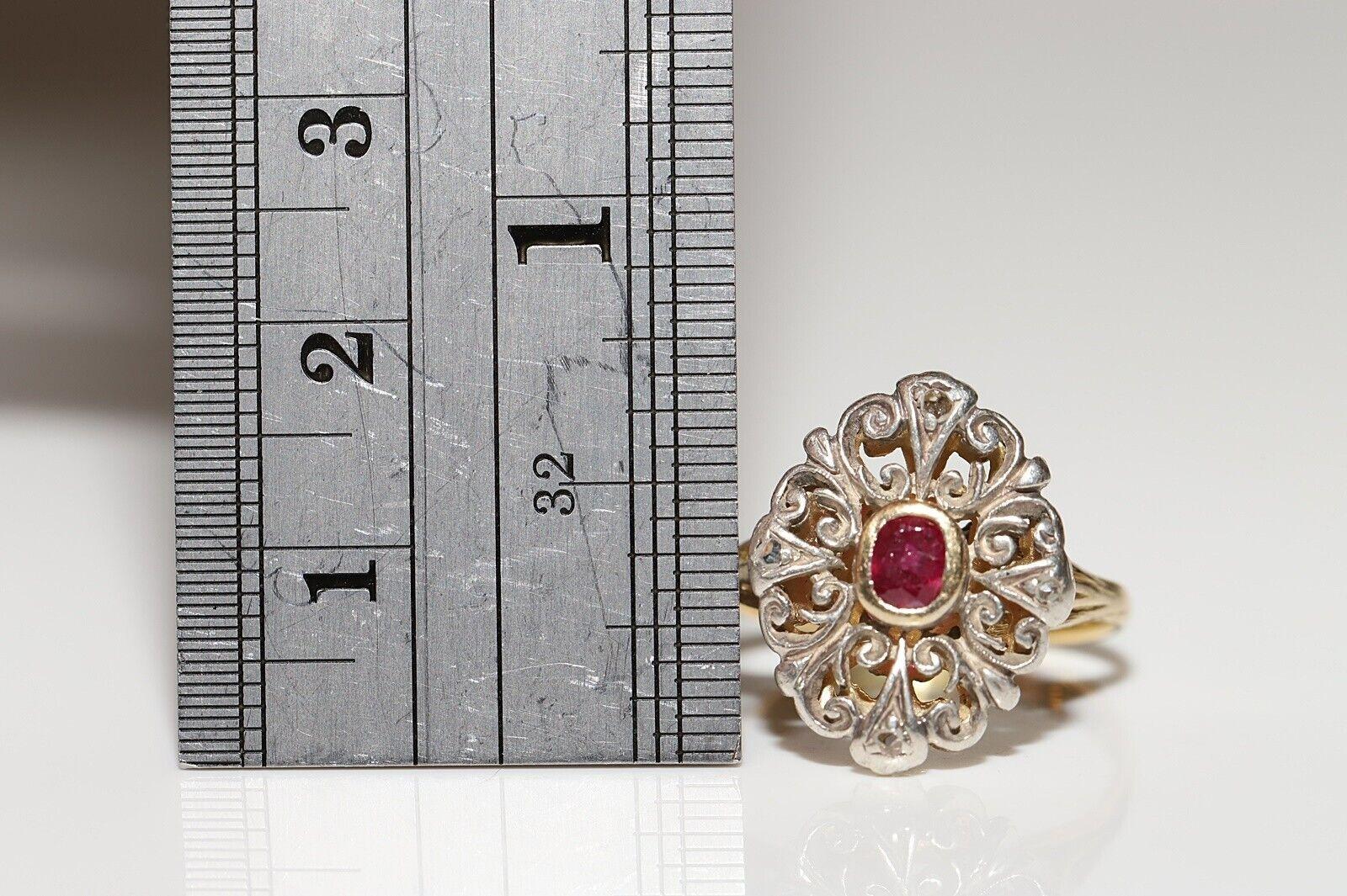 Antique Circa 1900s 18k Gold Top Silver Natural Rose Cut Diamond And Ruby Ring Pour femmes en vente